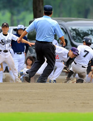 第21回 第4日　社会人IT軟式野球リーグの試合模様