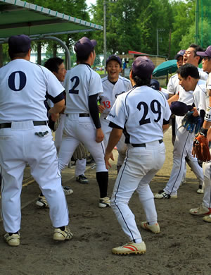 第21回 第7日　社会人IT軟式野球リーグの試合模様