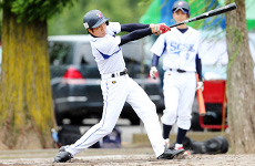 第25回 第6日　社会人IT軟式野球リーグの試合模様
