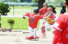 第28回 第4日　社会人IT軟式野球リーグの試合模様