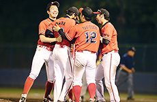 第1回 第3日　B&D IT BASEBALL CHAMPIONS CUPの試合模様1